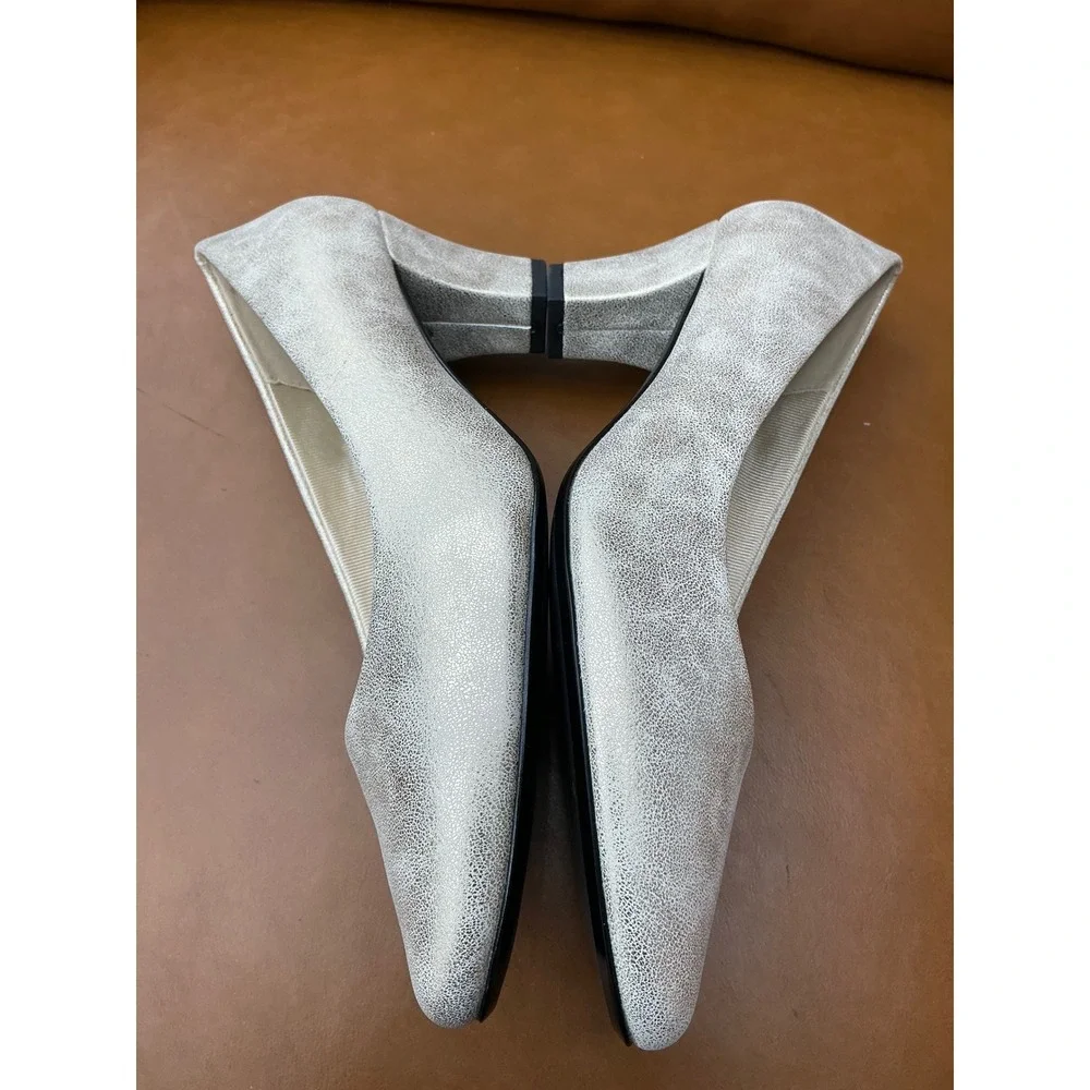 Easy Street Alive 5 Pumps Womens 9W Silver Metallic Block Heel